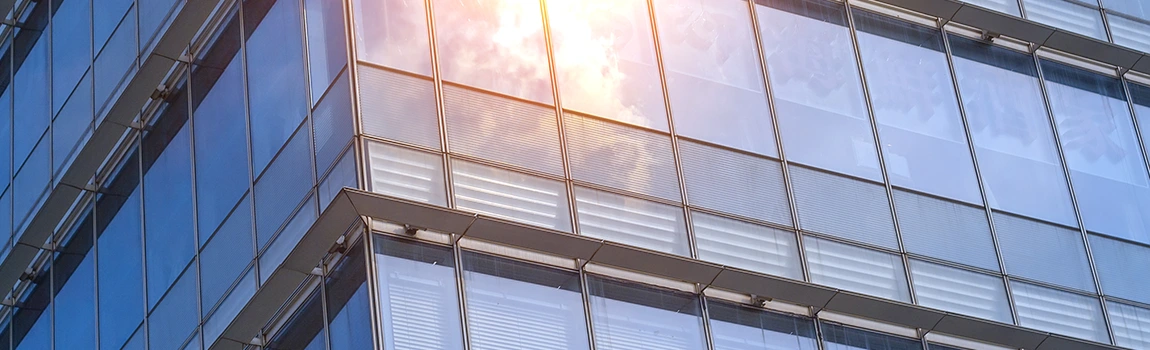 UV-Resistant Glass Experts in Orlando